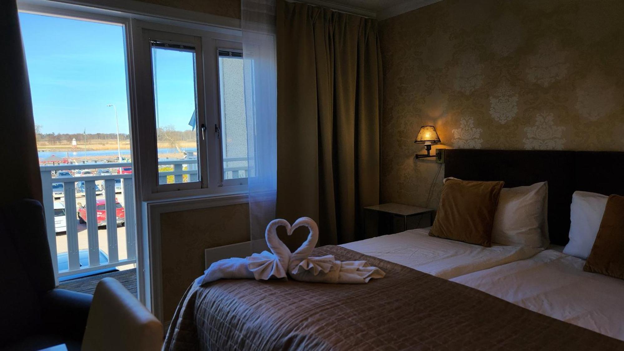 Vaenerport Lakefront Hotell Hotelli